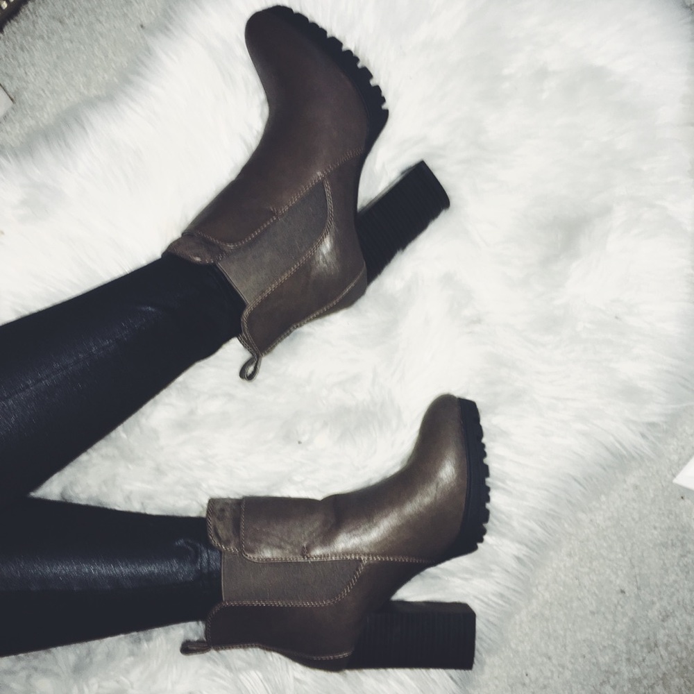 Heeled boots✨